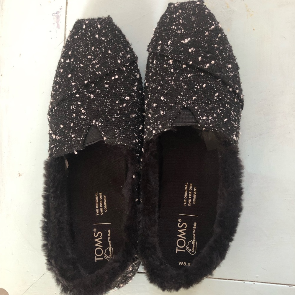 Toms women’s size 8.5